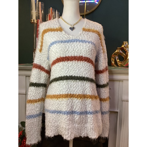Staccato Sweaters - Staccato Super‎ Soft Striped Fuzzy V Neck Sweater Size M